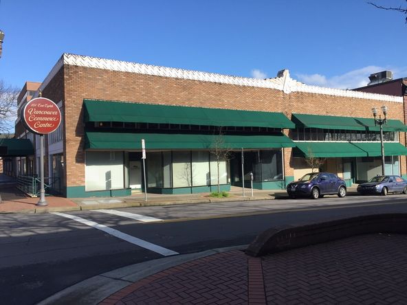 Vancouver Commerce Centre: 101 E 8th Street, Vancouver, WA 98660